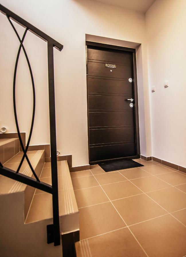 Royal Luxury Apartment Vrsac Zewnętrze zdjęcie
