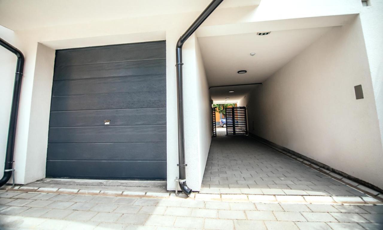 Royal Luxury Apartment Vrsac Zewnętrze zdjęcie